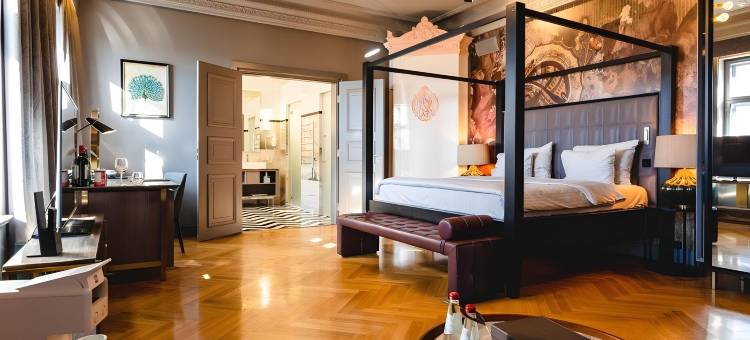 塞玛拉诗人大酒店(Grand Poet Hotel and Spa by Semarah)图片