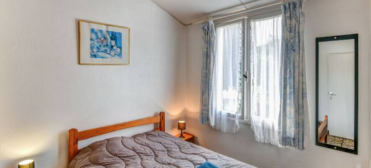 Gîte in a holiday park with swimming pool图片