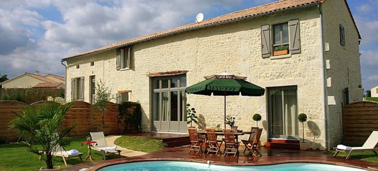 Villa in France with Private Pool & Garden图片