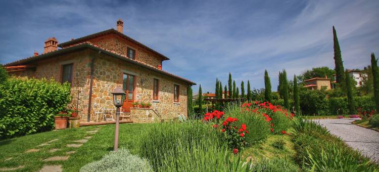 Rustic Retreat with  Pool图片