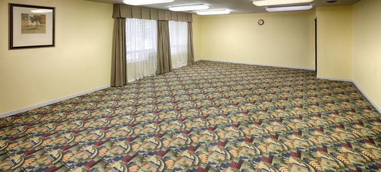 米苏拉红狮套房酒店(Red Lion Inn & Suites Missoula)图片