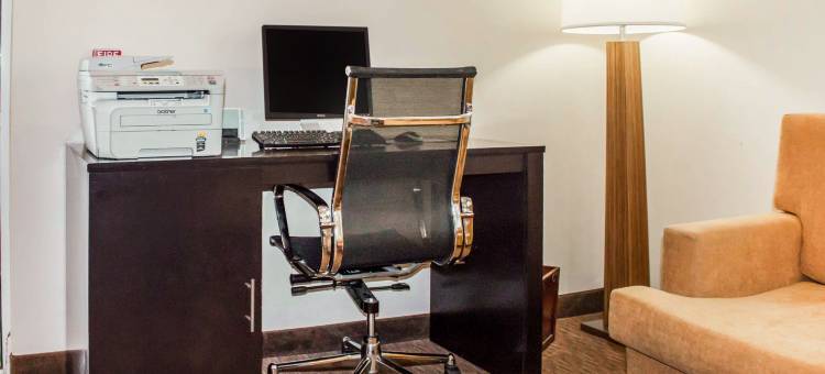 北查尔斯顿阿什利弗斯菲特舒眠酒店(Sleep Inn North Charleston Ashley Phosphate)图片