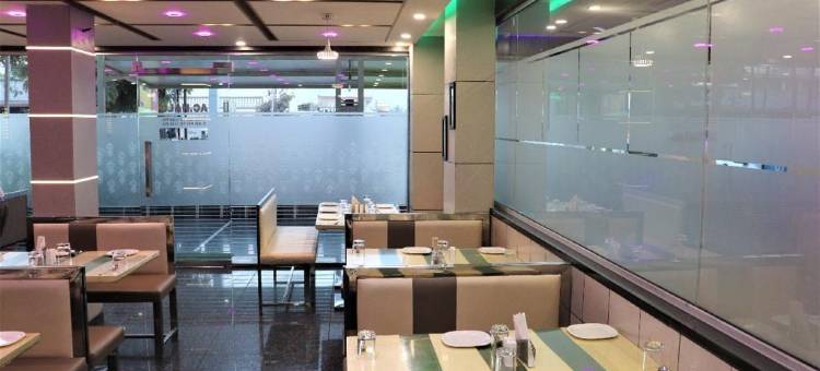 Hotel Crossroad图片