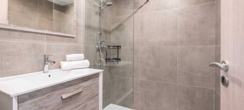 带阳台的美丽公寓 - 距离海滩200米(Beautiful flat with balcony - 200m from the beach)图片