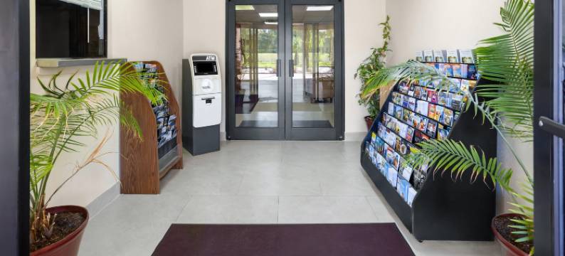 乔治亚州萨凡纳豪生酒店(Howard Johnson by Wyndham Savannah GA)图片