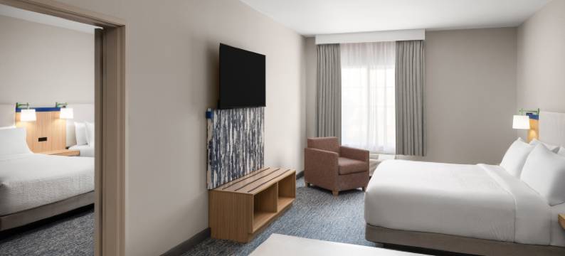 加纳自由湖洲际酒店集团旗下酒店(Garner Hotel Liberty Lake by IHG)图片