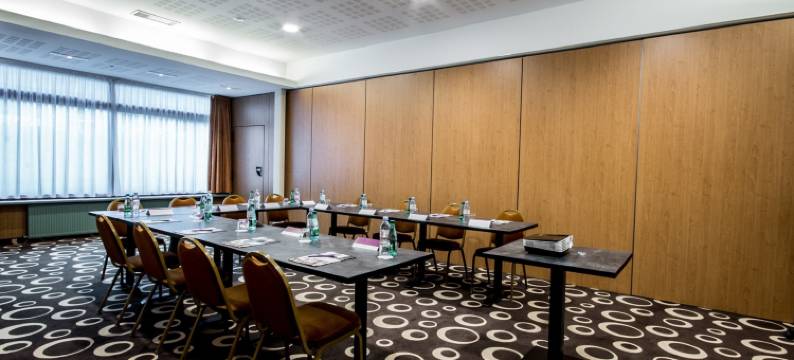 迪南基尔祖尔港口美居酒店(Hôtel Mercure Dinan Port le Jerzual)图片