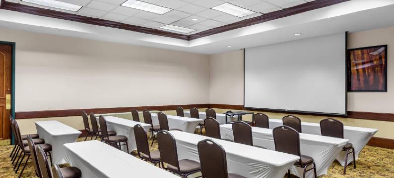 贝克利丽怡酒店(Country Inn & Suites by Radisson, Beckley, WV)图片