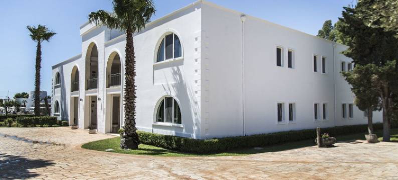 彩色多尔门家庭村(Color Dolmen Family Village)图片