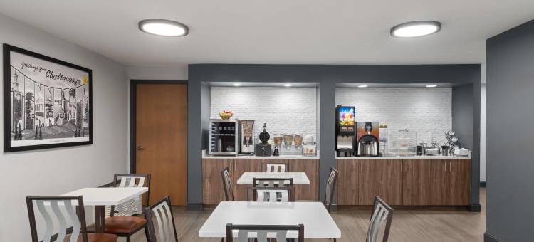 温德姆速8酒店查塔努加东/汉密尔顿广场(Super 8 by Wyndham Chattanooga East - Hamilton Place)图片