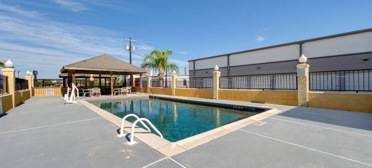 韦斯拉科/梅赛德斯韦斯拉科酒店(Weslaco Inn by Capital O Near Mercedes)图片