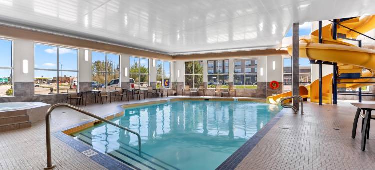 舒适套房(Comfort Inn & Suites)图片