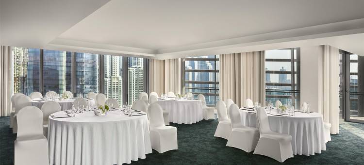 迪拜市中心安纳塔拉酒店(Anantara Downtown Dubai Hotel)图片