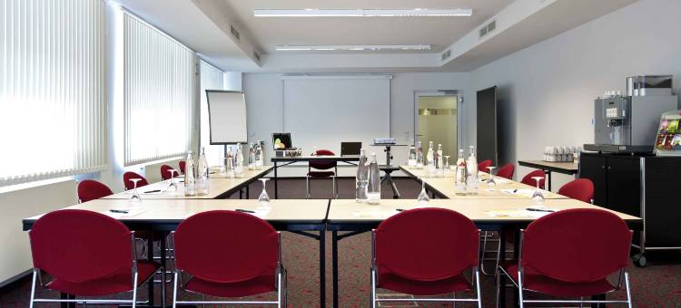 宜必思斯图加特机场会展中心酒店(Ibis Stuttgart Airport Messe)图片