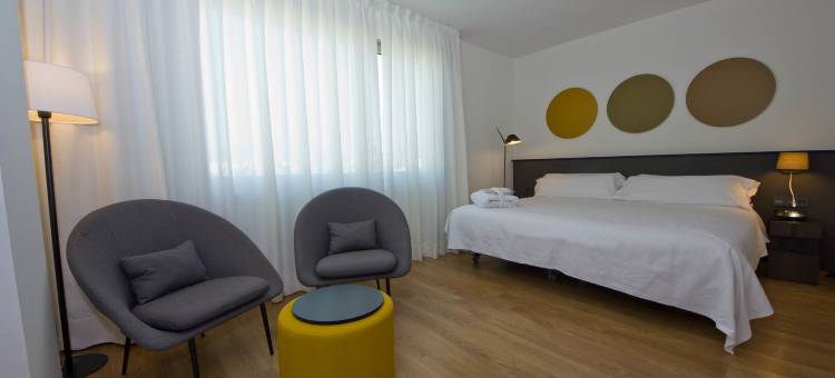 雅典娜山谷公寓式酒店(Aparthotel Atenea Valles)图片