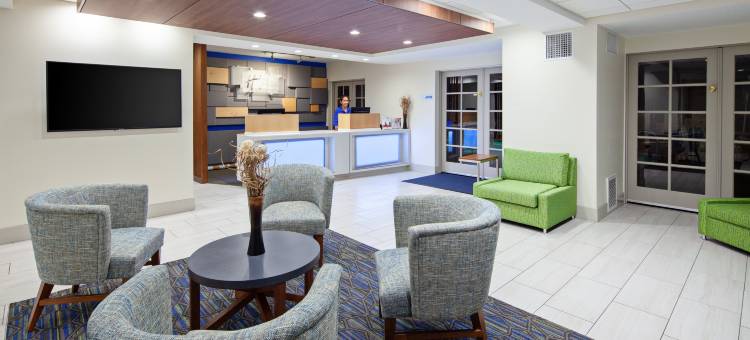 智选假日套房酒店圣地亚哥埃斯孔迪多(Holiday Inn Express & Suites SAN DIEGO-ESCONDIDO by IHG)图片