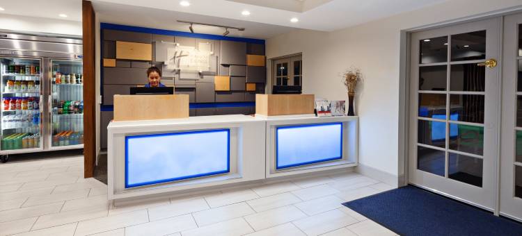 智选假日套房酒店圣地亚哥埃斯孔迪多(Holiday Inn Express & Suites SAN DIEGO-ESCONDIDO by IHG)图片