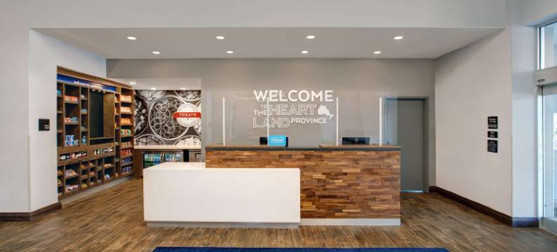 滑铁卢圣雅各布斯希尔顿欢朋套房酒店(Hampton Inn & Suites by Hilton Watertoo St. Jacobs)图片