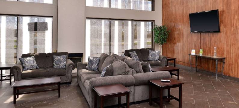 马特森凯艺套房酒店 - 近 I-57(Quality Inn & Suites Matteson Near I-57)图片