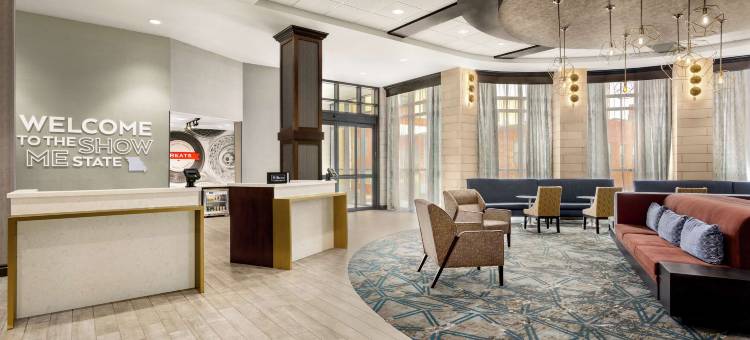 堪萨斯城市中心十字路口欢朋套房酒店(Hampton Inn & Suites Kansas City Downtown Crossroads)图片