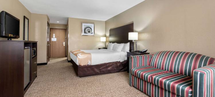 莱巴嫩I-65凯艺套房酒店(Quality Inn & Suites Lebanon I-65)图片