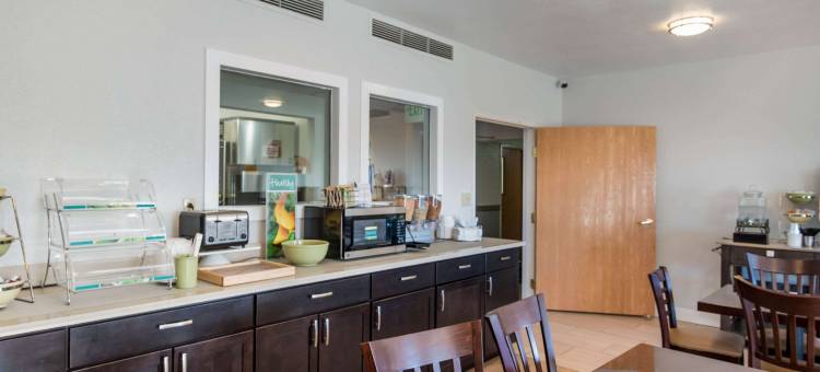 Quality Inn & Suites Pueblo West图片