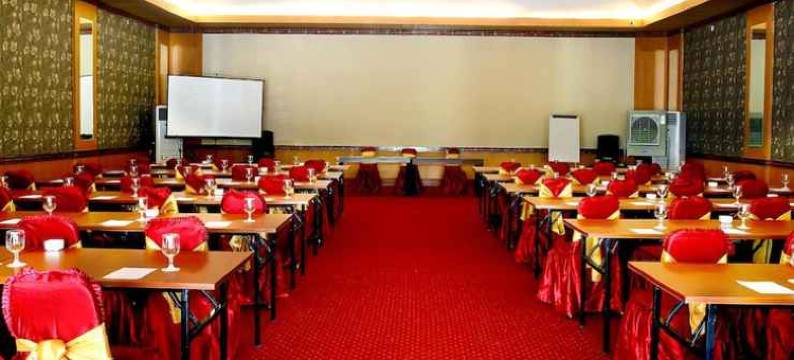 皇家BIL大酒店(Grand Royal BIL Hotel)图片