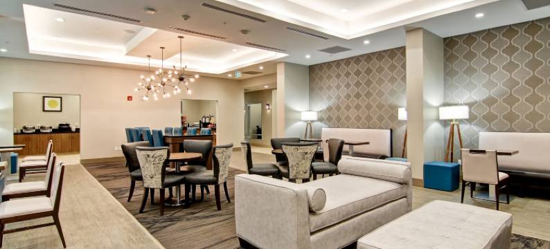 金德斯利卡纳尔塔酒店(Canalta Kindersley)图片