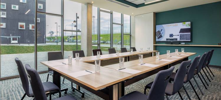 巴黎戴高乐中央机场万怡酒店(Courtyard by Marriott Paris Charles de Gaulle Central Airport)图片
