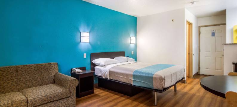 205波特兰6号购物汽车旅馆(Motel 6 Portland, or  Mall 205)图片