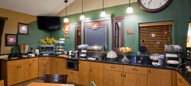 奥西奥拉美吟温德姆酒店(AmericInn by Wyndham Osceola)图片