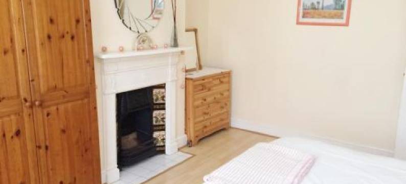 Spacious West London 2 Bedroom Apartment图片