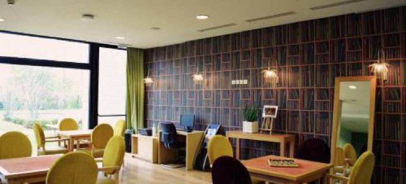 Domitys - l'Hermine Blanche图片