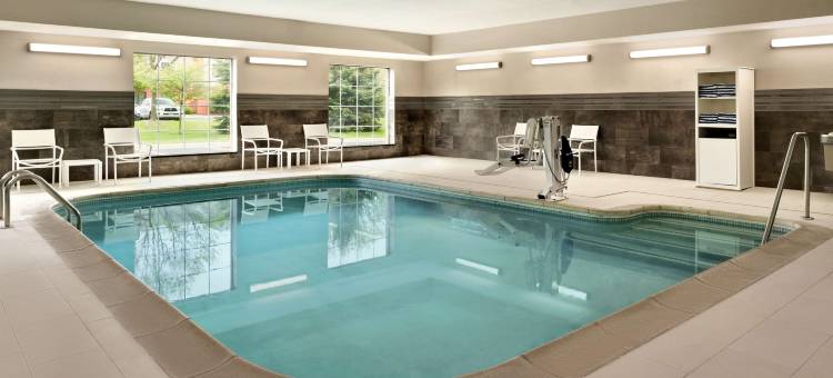 诺维丽怡酒店(Country Inn & Suites by Radisson, Novi, MI)图片