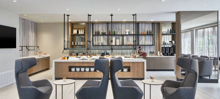 AC酒店由万豪奥兰多湖布埃纳维斯塔(AC Hotel Orlando Lake Buena Vista)图片