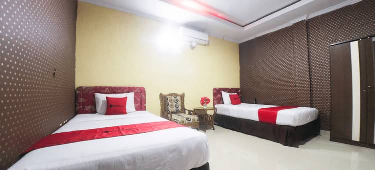 红多兹伊斯兰酒店-近RSUD艾南哈比比哥伦打洛(RedDoorz Syariah near RSUD Ainun Habibie Gorontalo)图片