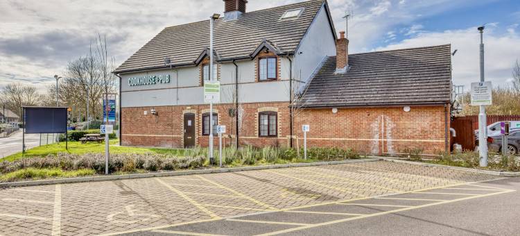 东哈洛教堂兰利普瑞米尔酒店(Premier Inn Harlow East (Church Langley))图片