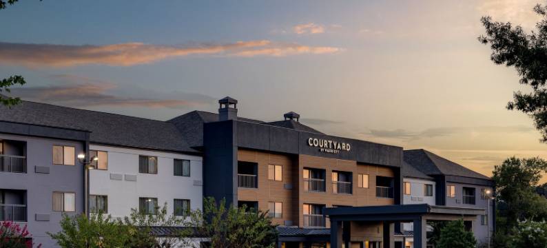 什里夫波特机场万怡酒店(Courtyard Shreveport Airport)图片