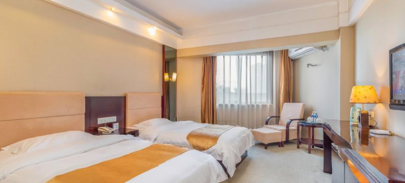 新豫东大酒店(洛阳王城公园万达广场店)图片