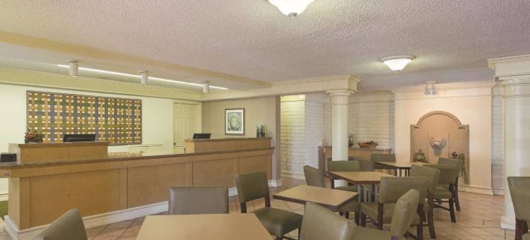 圣地亚哥丘拉维斯塔拉昆塔温德姆酒店(La Quinta Inn by Wyndham San Diego Chula Vista)图片