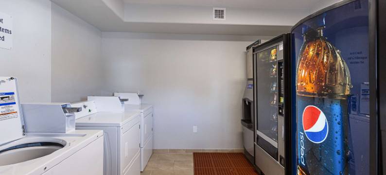 Motel 6 显示低，亚利桑那(Motel 6 Show Low, AZ)图片