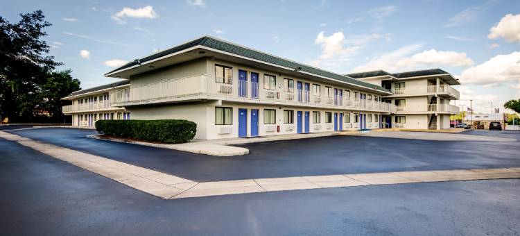 莱克兰 - 6号汽车旅馆(Motel 6 Lakeland, FL)图片