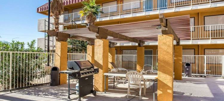 针城罗德威酒店及套房(Rodeway Inn & Suites)图片