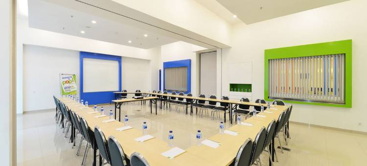 雅加达克芒珀豪酒店(Pop! Hotel Kemang Jakarta)图片