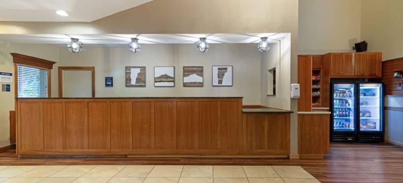 温德贾默贝斯特韦斯特优质酒店及会议中心(Best Western Plus Windjammer Inn  Conference Center)图片