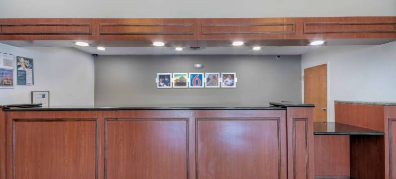 肯塔基沃尔顿 - 里奇伍德 - 辛辛那提南机场 6 号汽车旅馆(Motel 6 Walton, KY - Richwood - Cincinnati Airport South)图片