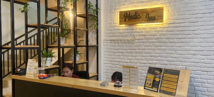 Urbanview Hotel Medio Inn Palu by RedDoorz图片