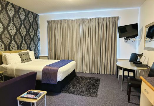 Best Western Wellington Hotel Overview