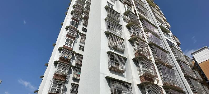 房东饶小阳公寓(沿河路分店)图片