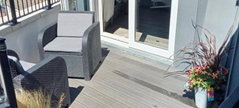 Glorious Duplex Holiday Apartment by the Sea图片